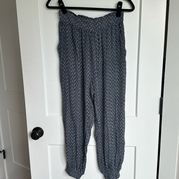 NWOT Vici Prudence Pocketed Jogger Pant - Small - Picture 14 of 16